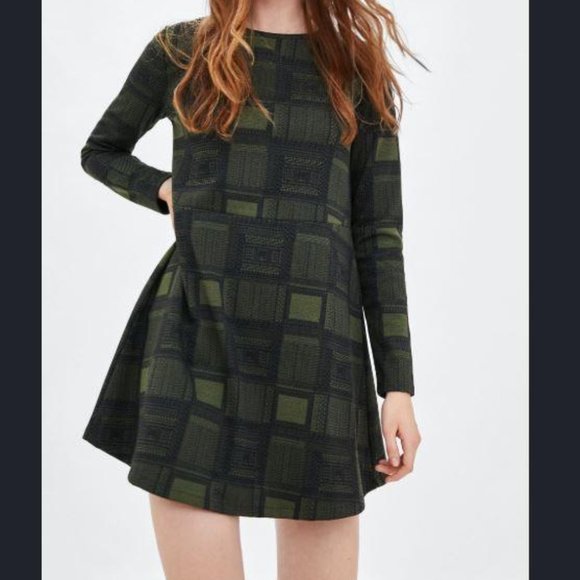 Zara Dresses & Skirts - Zara Plaid Square Textured Dress S